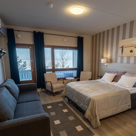 Hotel Lokkilinna Kalajoki Exterior photo